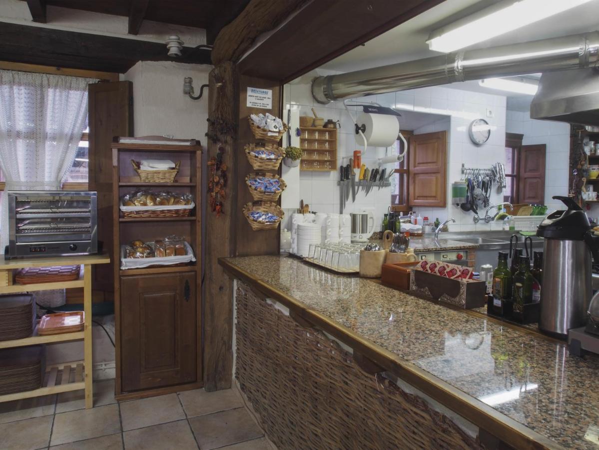 Casa De La Montana Albergue Turistico Avín Kültér fotó